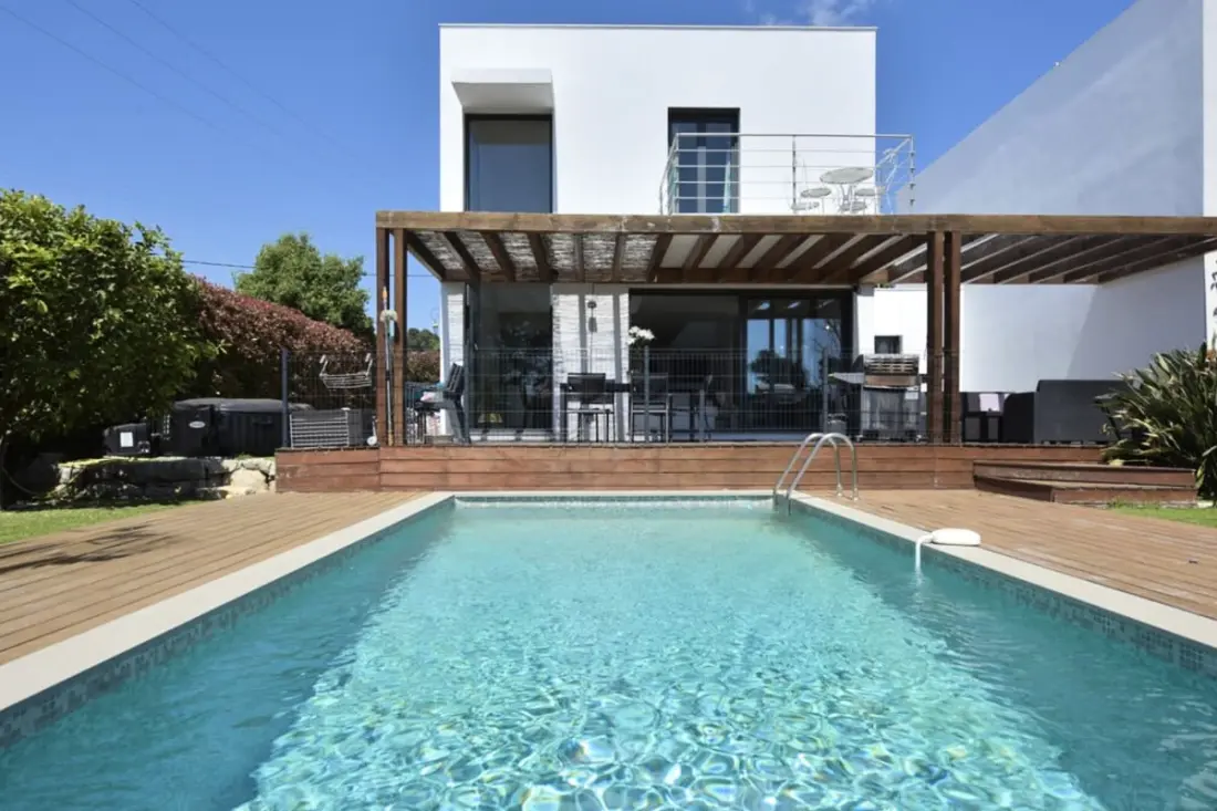 Résidence Villa Contemporaine, Piscine, Jacuzzi !