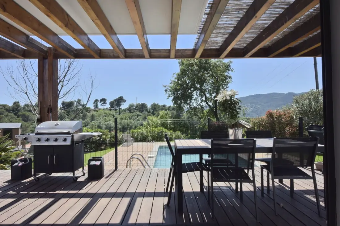 Résidence Villa Contemporaine, Piscine, Jacuzzi !