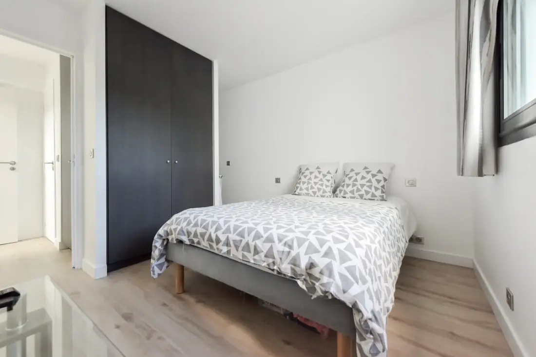 Résidence Villa Contemporaine, Piscine, Jacuzzi !