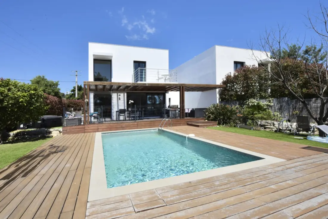 Résidence Villa Contemporaine, Piscine, Jacuzzi !