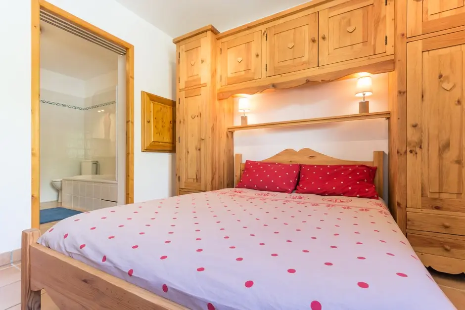 Le Chalet Des Eucherts