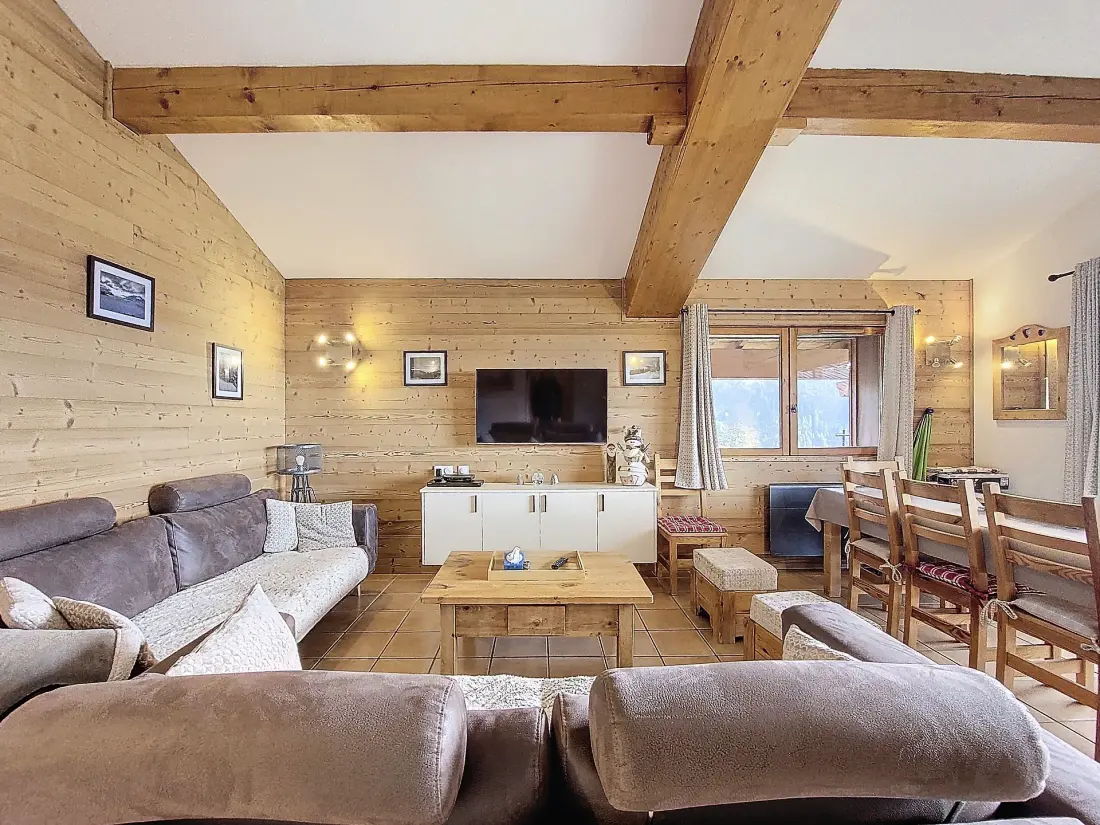 Le Chalet Des Eucherts