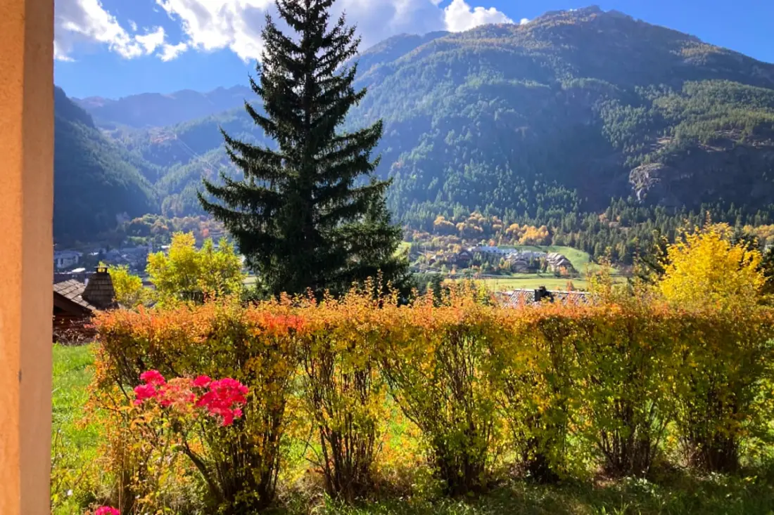 Appartement Chaleureux Avec Vue Sur Les Montagnes