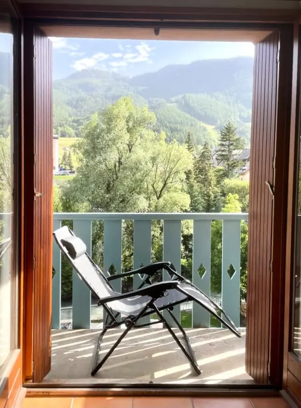 Appartement Familial 8 à 10p Au Cœur Du Village