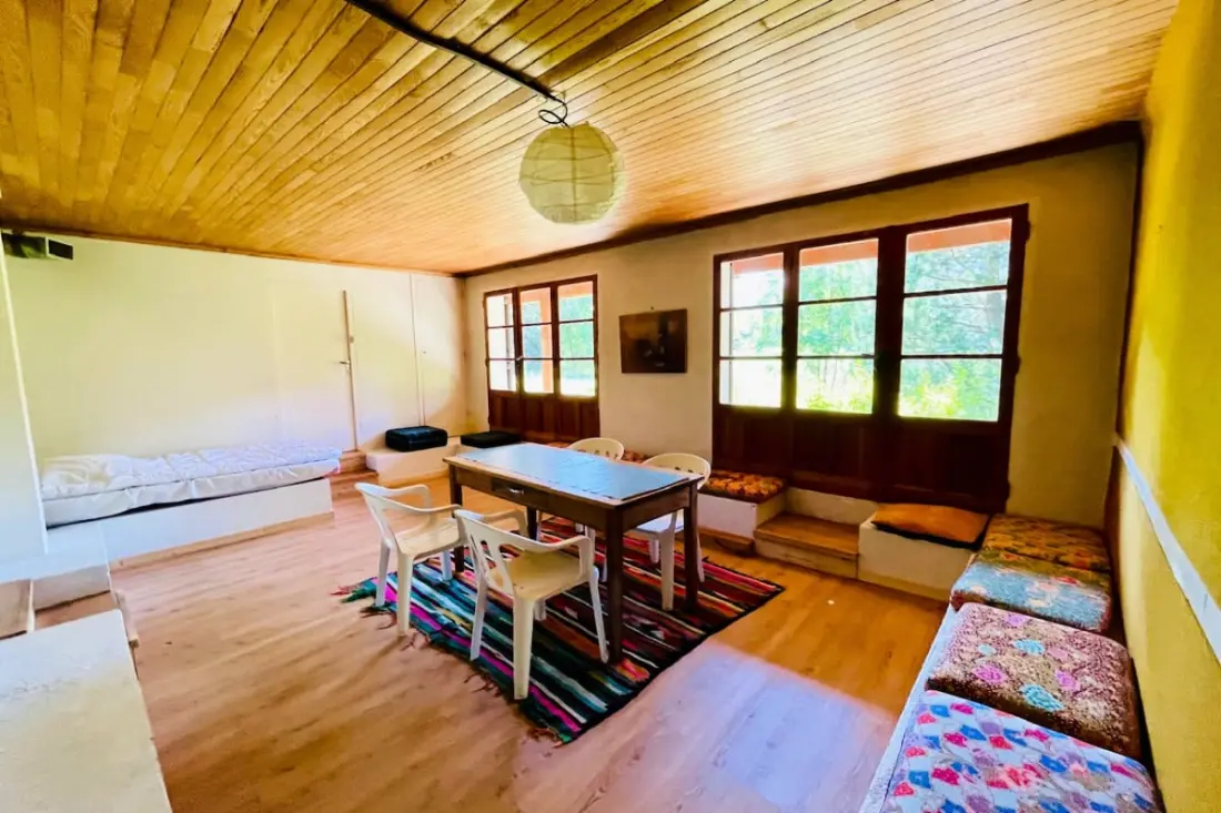 Chalet Alpin Avec Cheminée, Terrasse Et Jardin