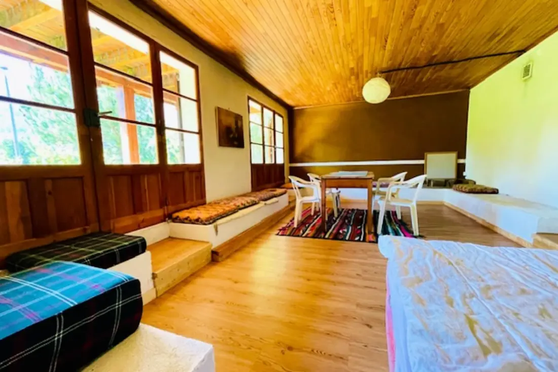 Chalet Alpin Avec Cheminée, Terrasse Et Jardin