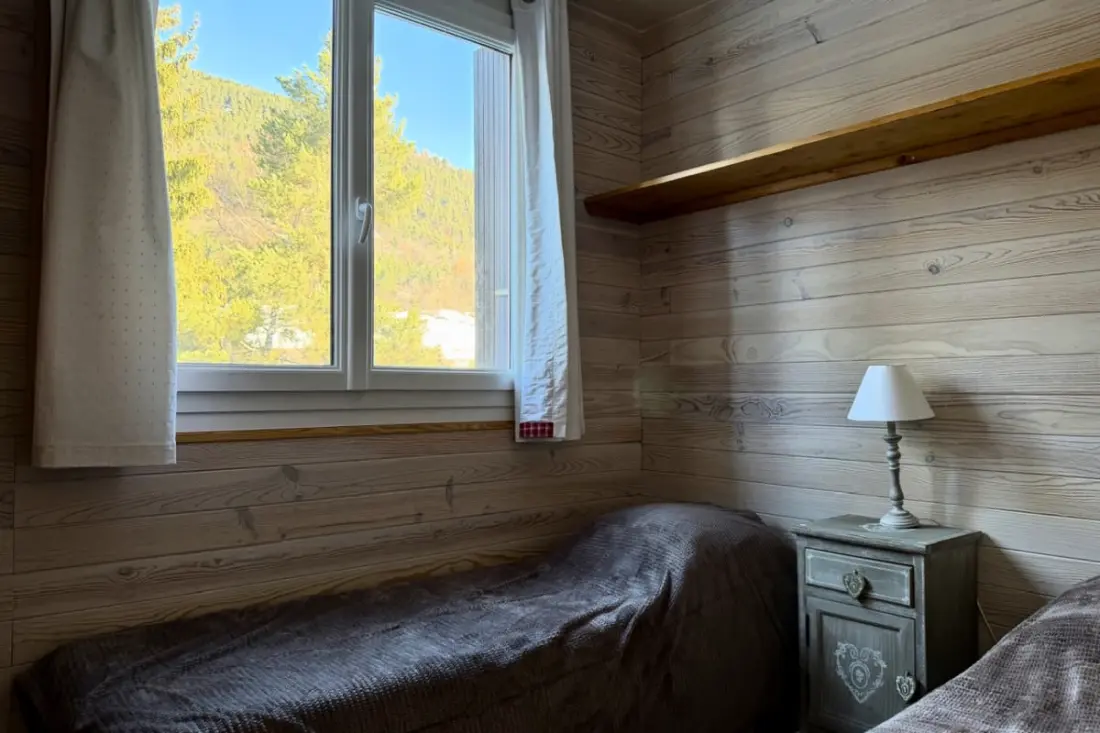 Charmant Appartement Pour 4 à La Salle-les-alpes