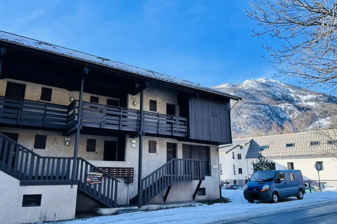 Charmant Logement Familial à La Salle-les-alpes
