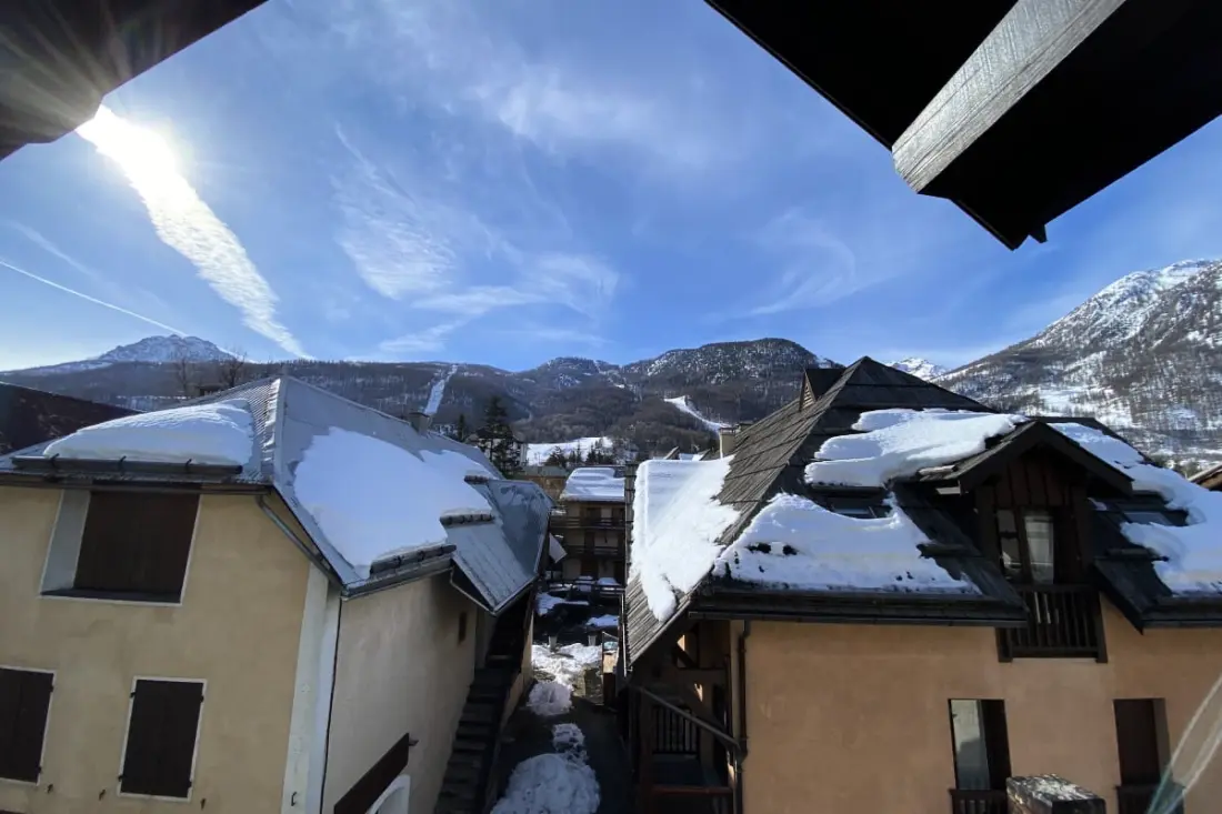 Duplex Cosy &amp; Skis Aux Pieds à Serre Chevalier