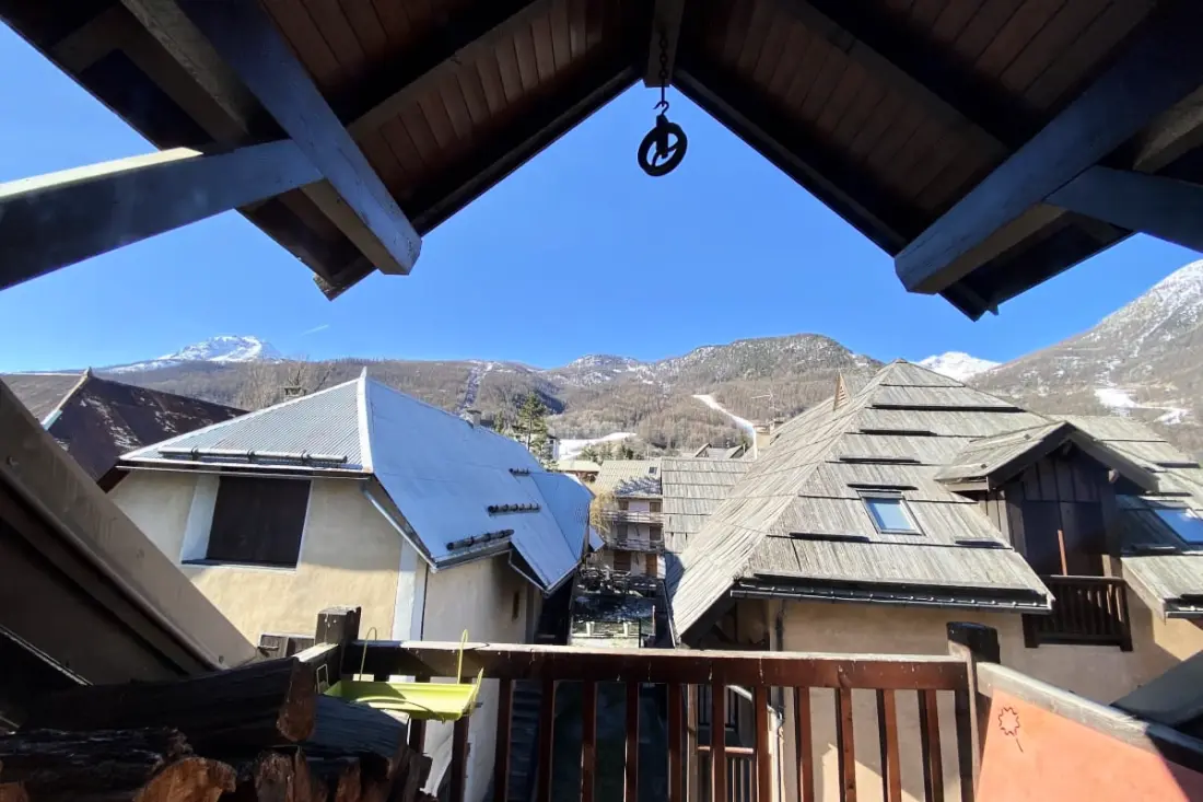 Duplex Cosy &amp; Skis Aux Pieds à Serre Chevalier