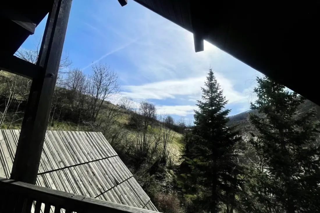 Nid De Ski Avec Grand Balcon