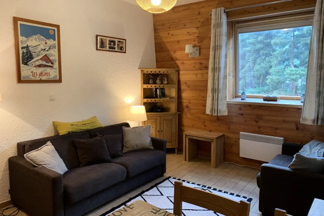 Studio Avec Piscine Proche Des Remontées