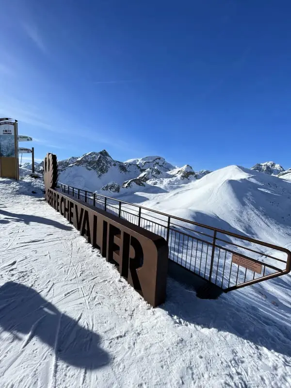T2 Lumineux Avec Vue Montagne Et Confort