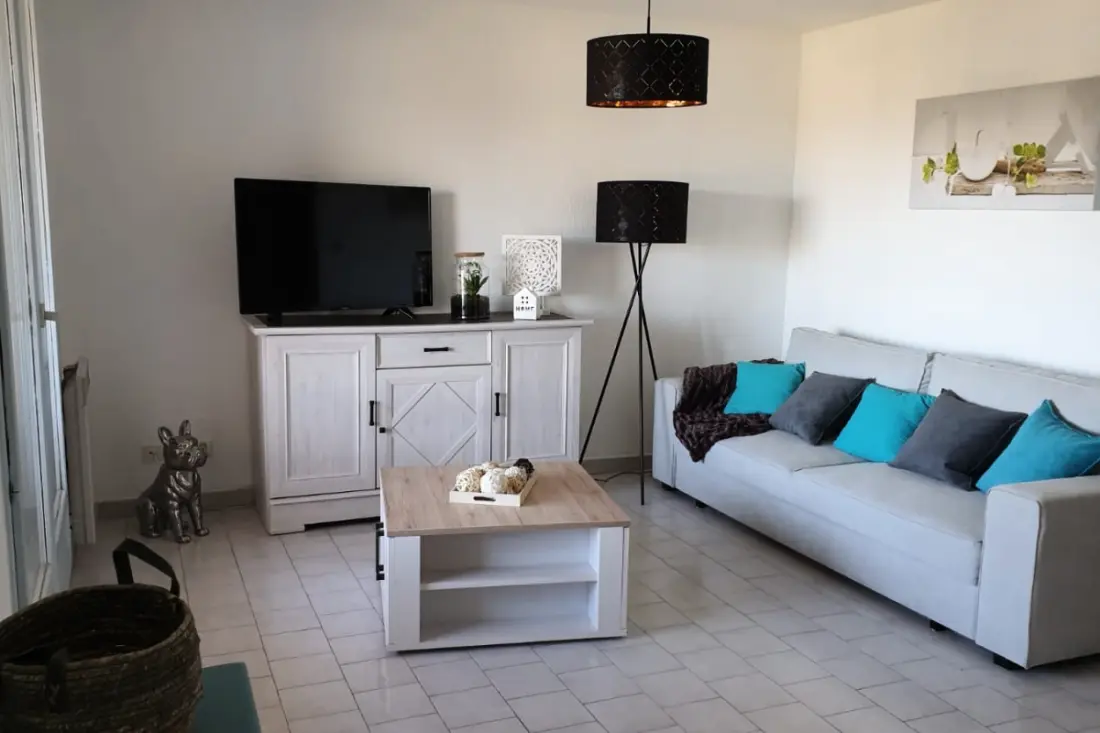 Appartement 2 Chambres Avec Terrasse Et Parking