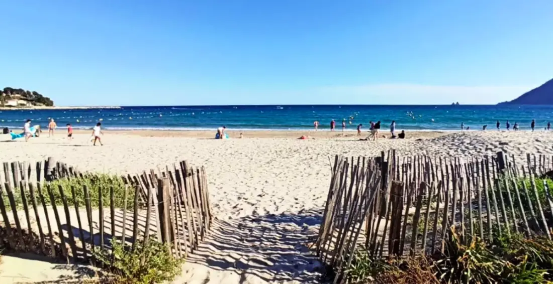 Maison Avec Terrasse Et Accès Plage à Pied