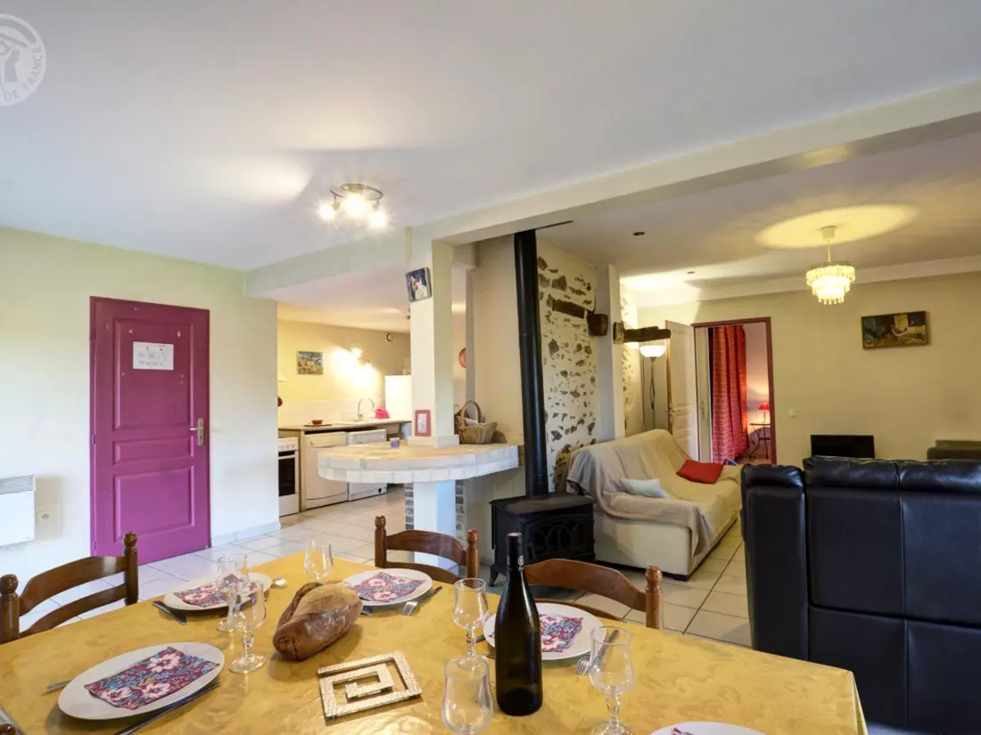 Maison de Vacances LA TERRASSE-SUR-DORLAY 3