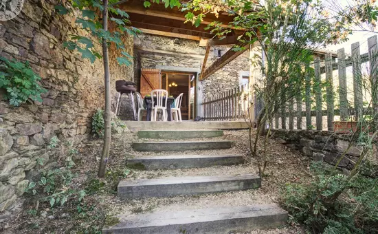 Maison de Vacances LA TERRASSE-SUR-DORLAY