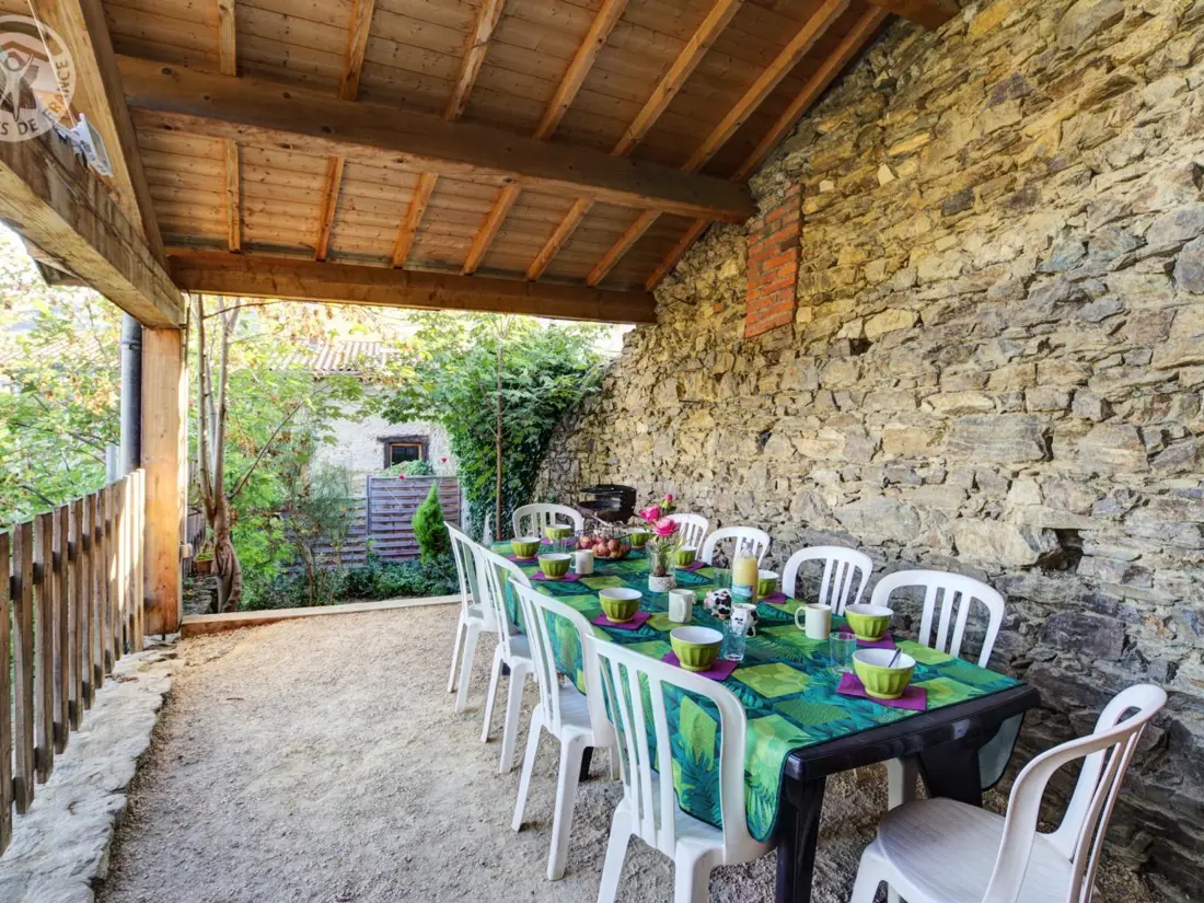 Maison de Vacances LA TERRASSE-SUR-DORLAY