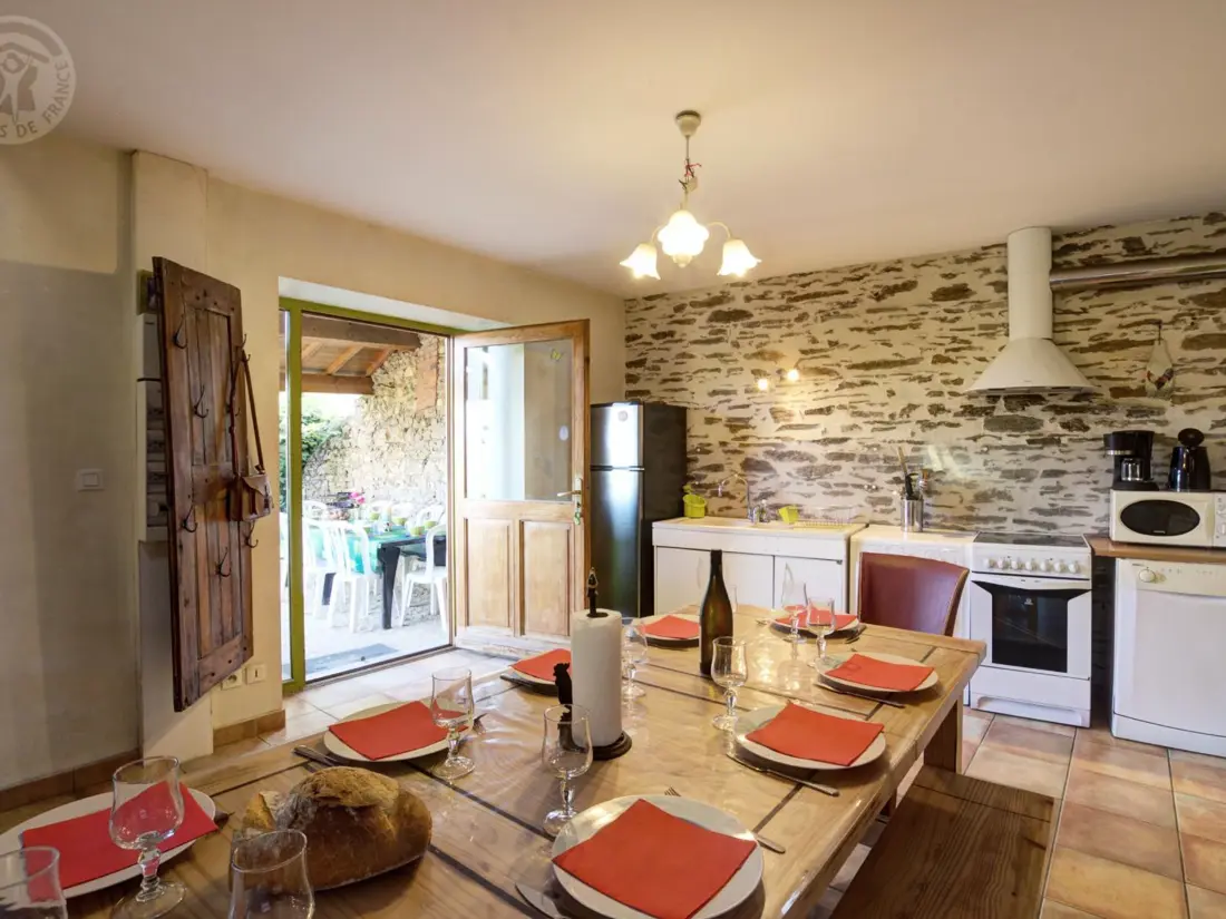 Maison de Vacances LA TERRASSE-SUR-DORLAY