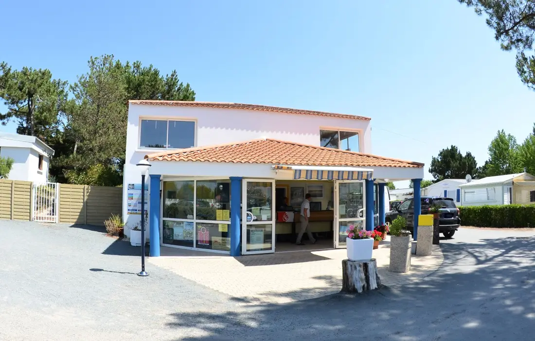 Camping Escale du Perthuis