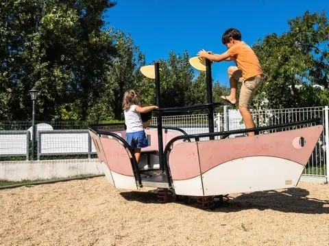 Camping Le Grand Pré 2 étoiles★★