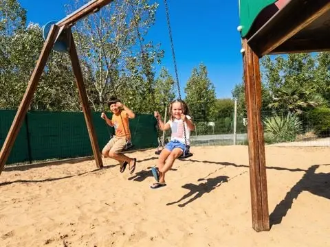 Camping Le Grand Pré 2 étoiles★★