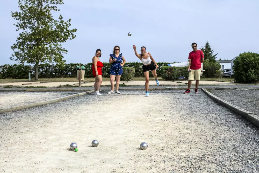 Camping Les Jonquilles4 étoiles★★★★