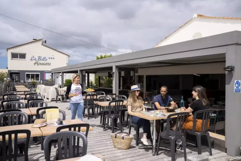 Camping Romanée La Belle Henriette4 étoiles★★★★