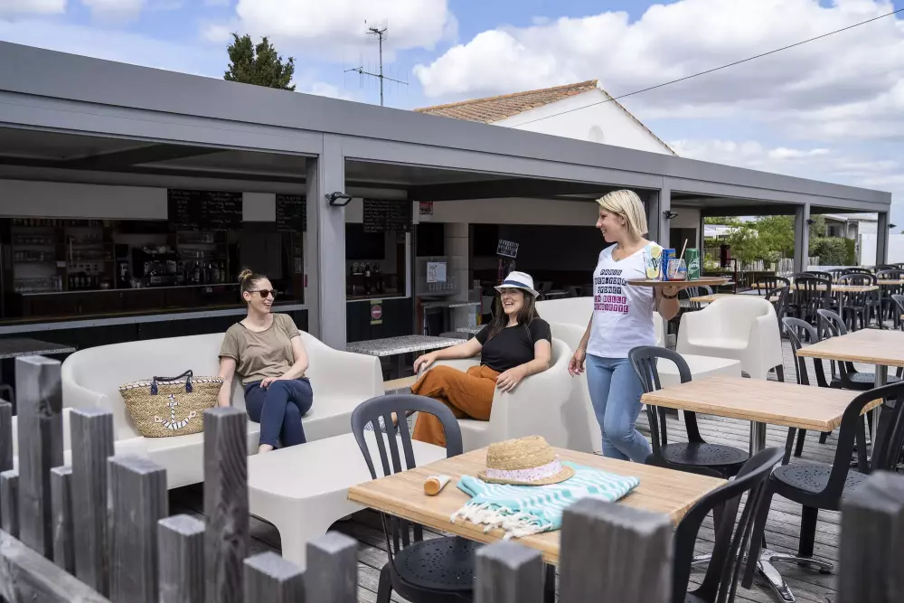 Camping Romanée La Belle Henriette4 étoiles★★★★