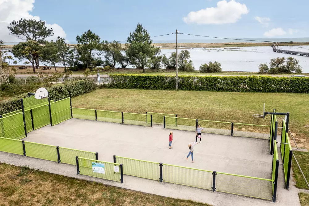 Camping Romanée La Belle Henriette4 étoiles★★★★