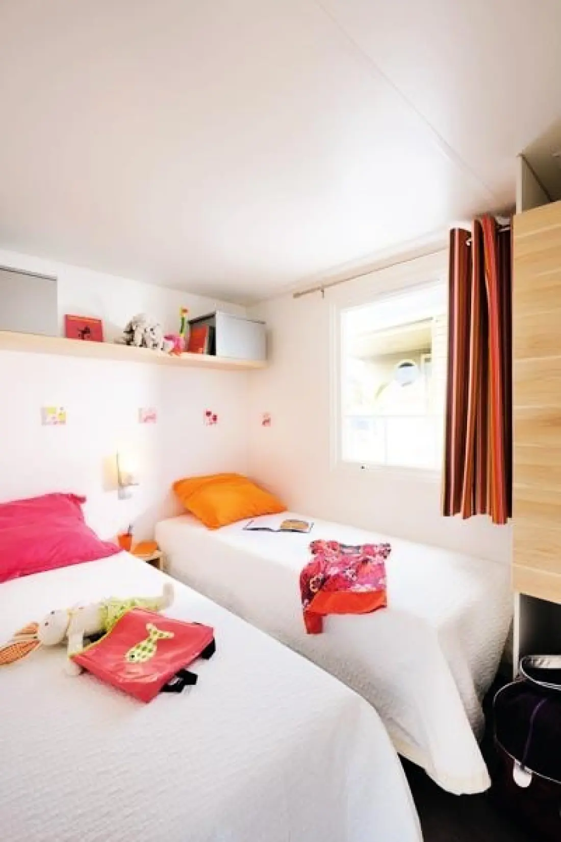Flower Camping l'Escale du Perthuis 4 étoiles★★★★