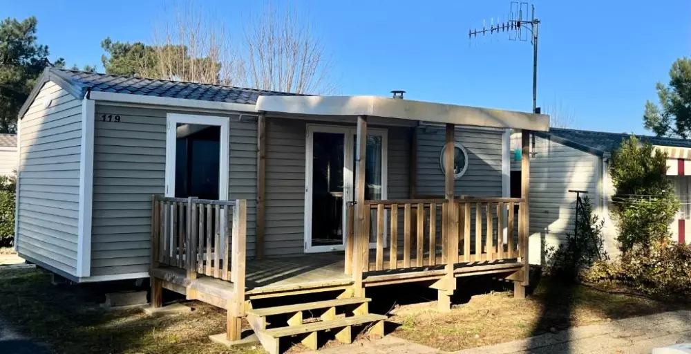 Flower Camping l'Escale du Perthuis 4 étoiles★★★★