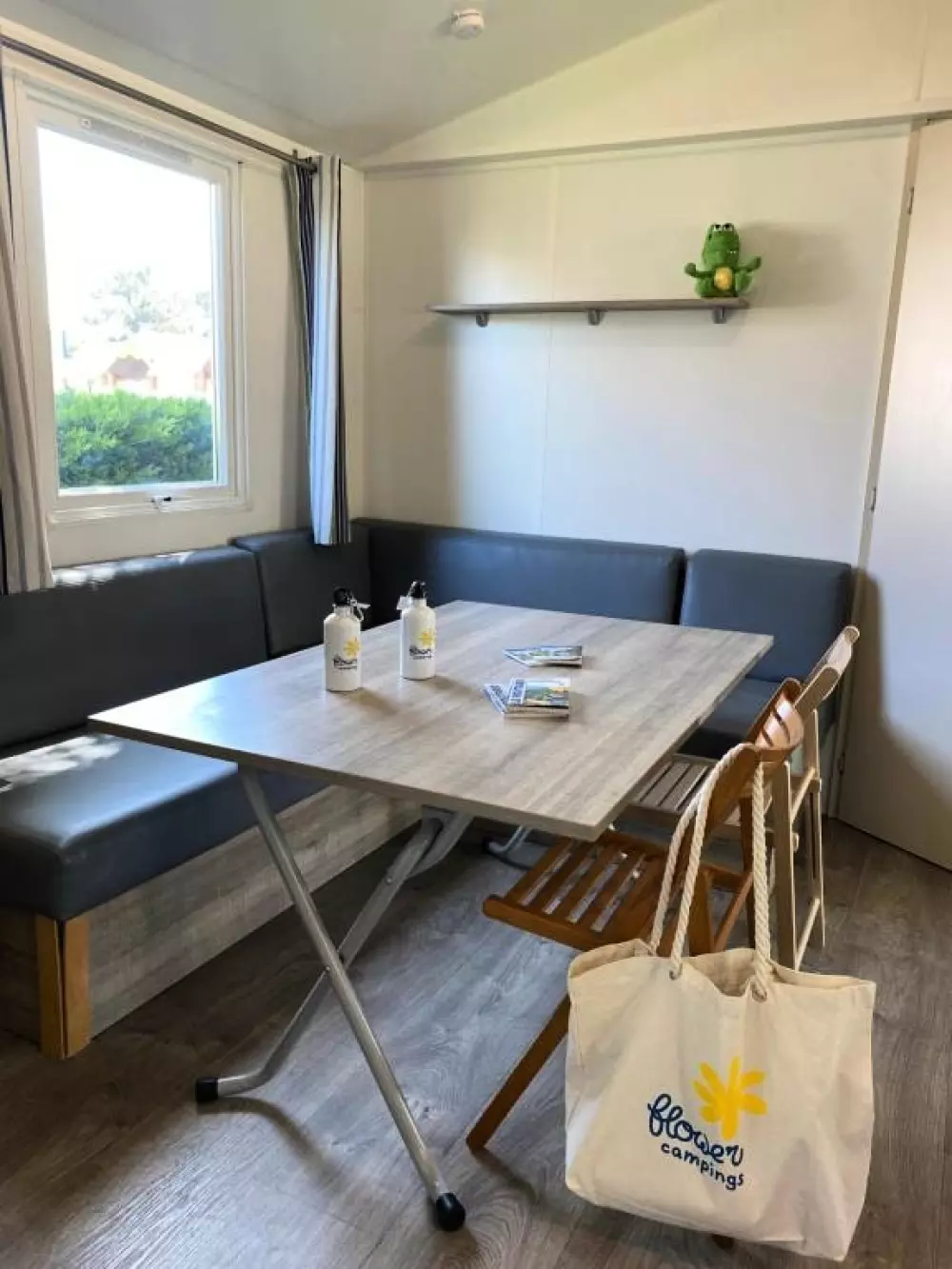 Flower Camping l'Escale du Perthuis 4 étoiles★★★★