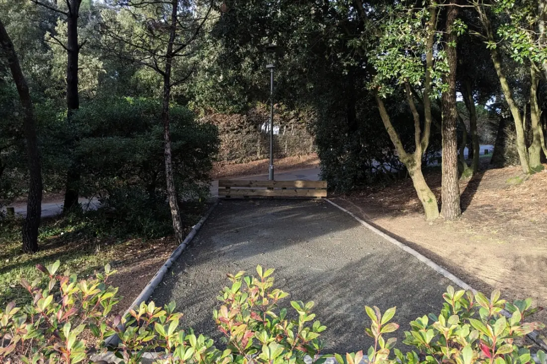 Chaleureux Avec Terrasse, Proche De La Mer