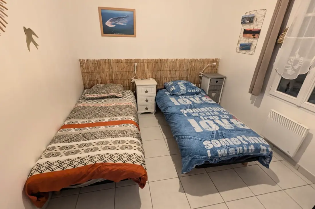 Maison Paisible à 5min à Pied De La Plage
