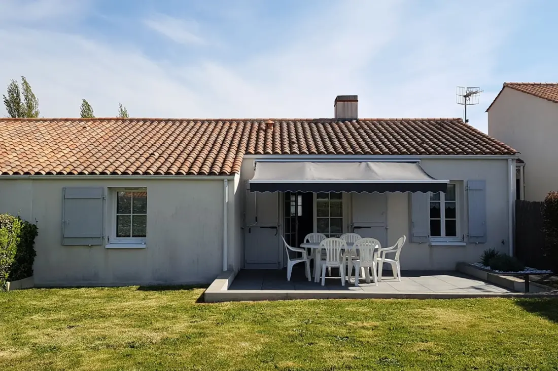 Maison Paisible à 5min à Pied De La Plage