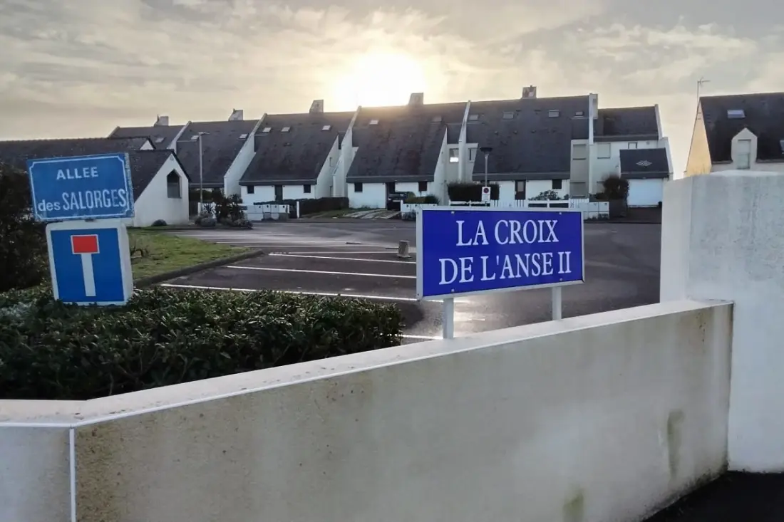 Maison Pieds Dans L'eau Avec Accès Direct Plage