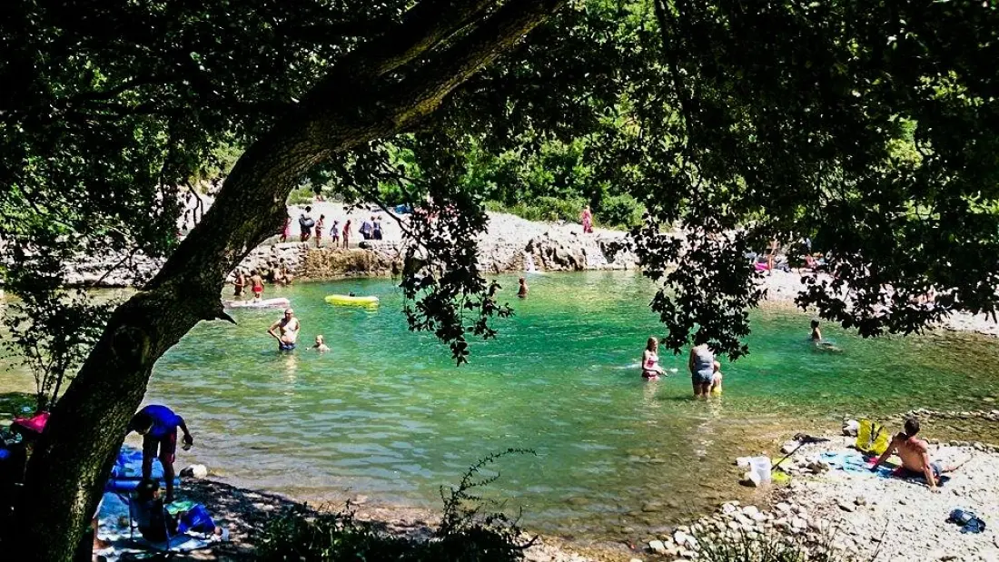 Camping Chadeyron 4 étoiles★★★★