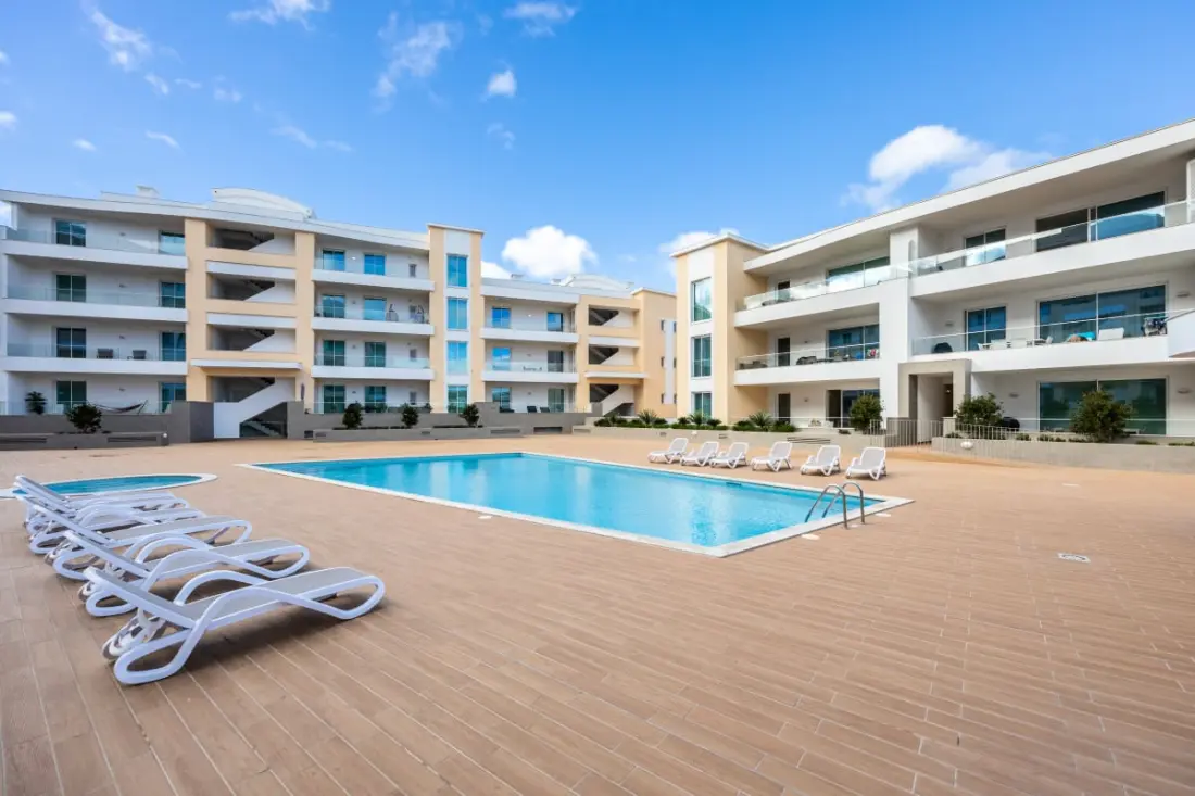Adega Marina Apartments - Pool View