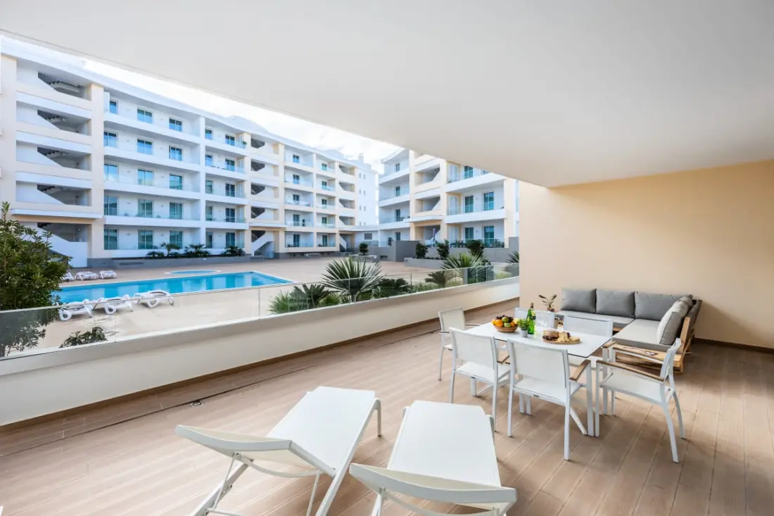 Adega Marina Apartments - Pool View