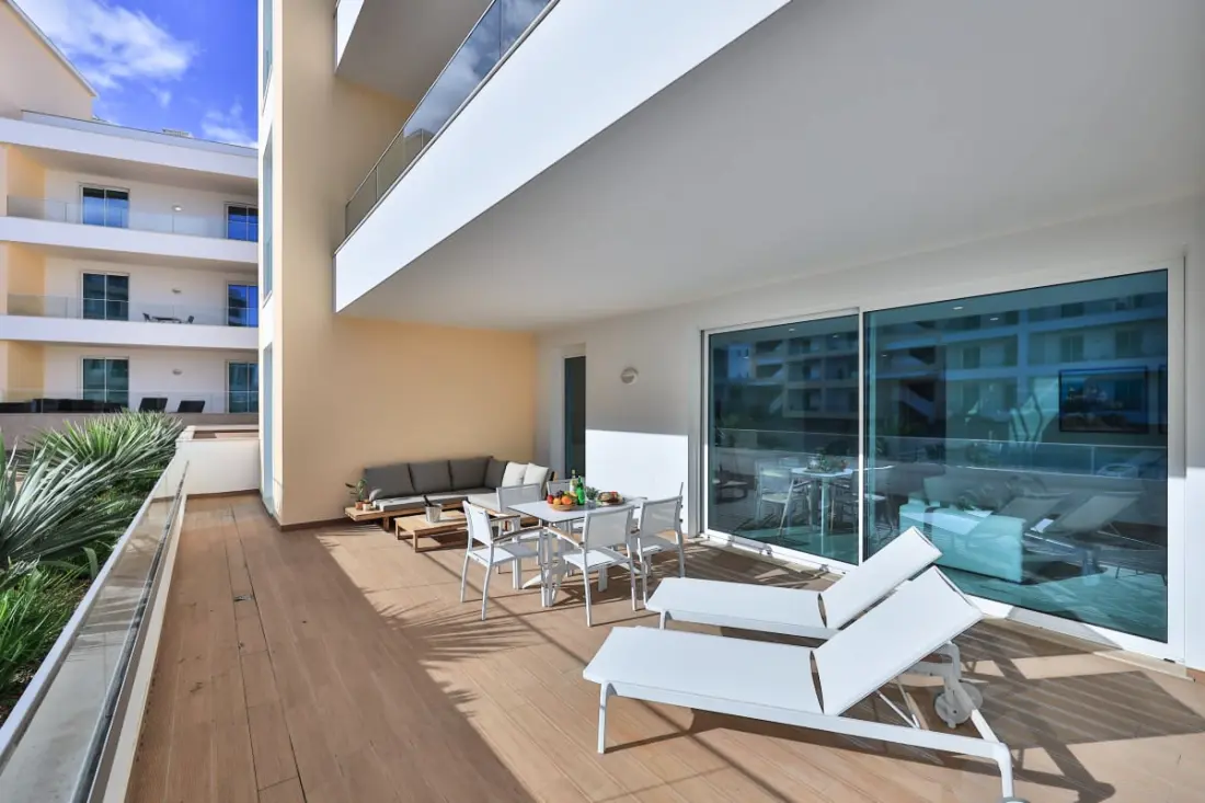 Adega Marina Apartments - Pool View