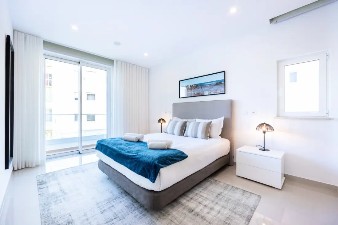 Adega Marina Apartments - Urban View
