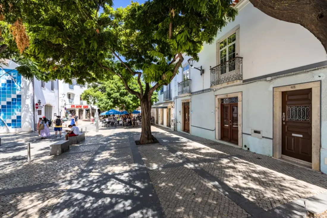 Casa Matias - Stylish 4br Apartment • Lagos Old Town