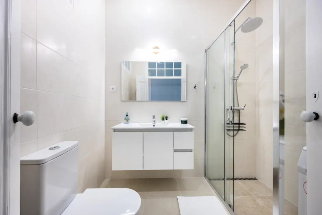 Casa Matias - Stylish 4br Apartment • Lagos Old Town