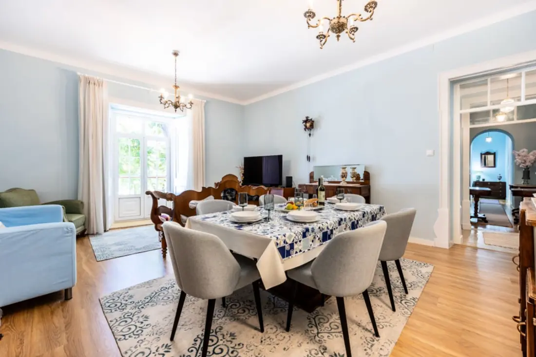 Casa Matias - Stylish 4br Apartment • Lagos Old Town