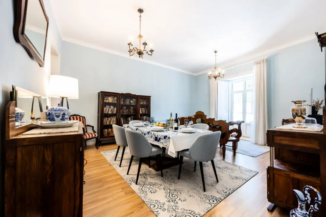 Casa Matias - Stylish 4br Apartment • Lagos Old Town