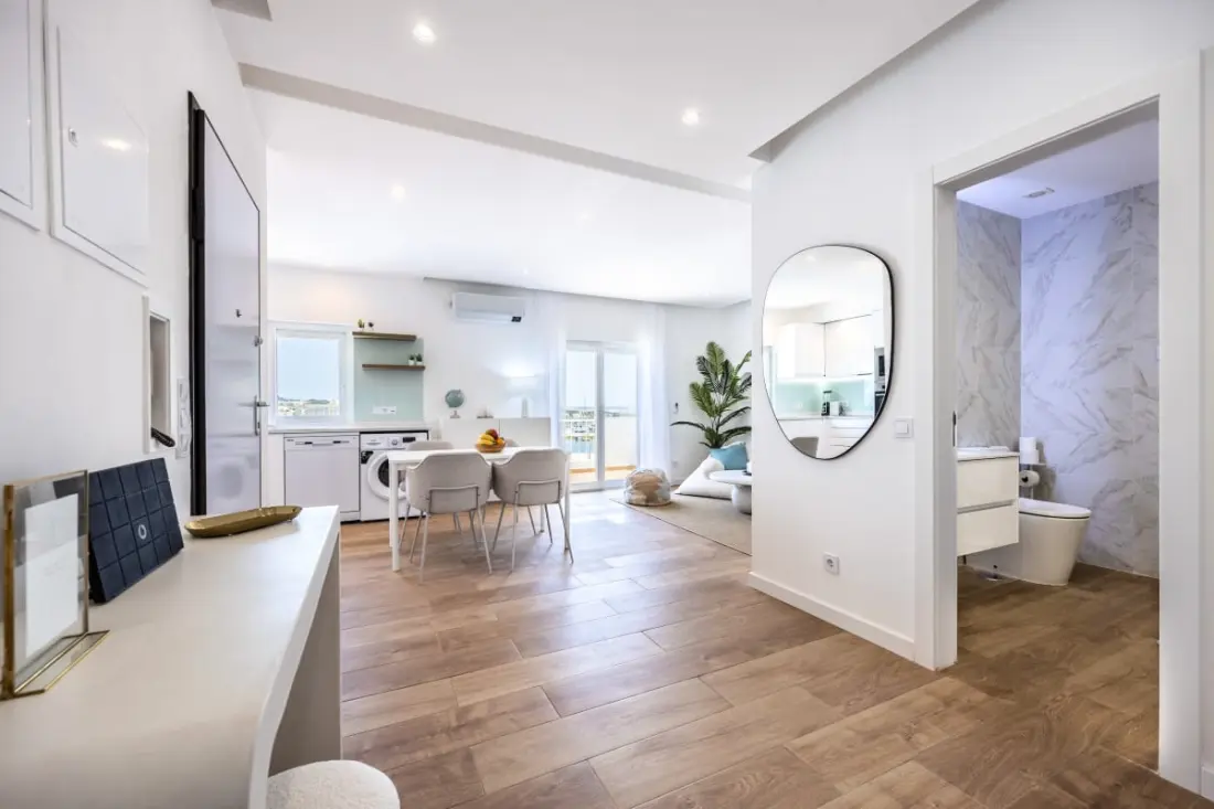 City Centre Ocean View Apartment