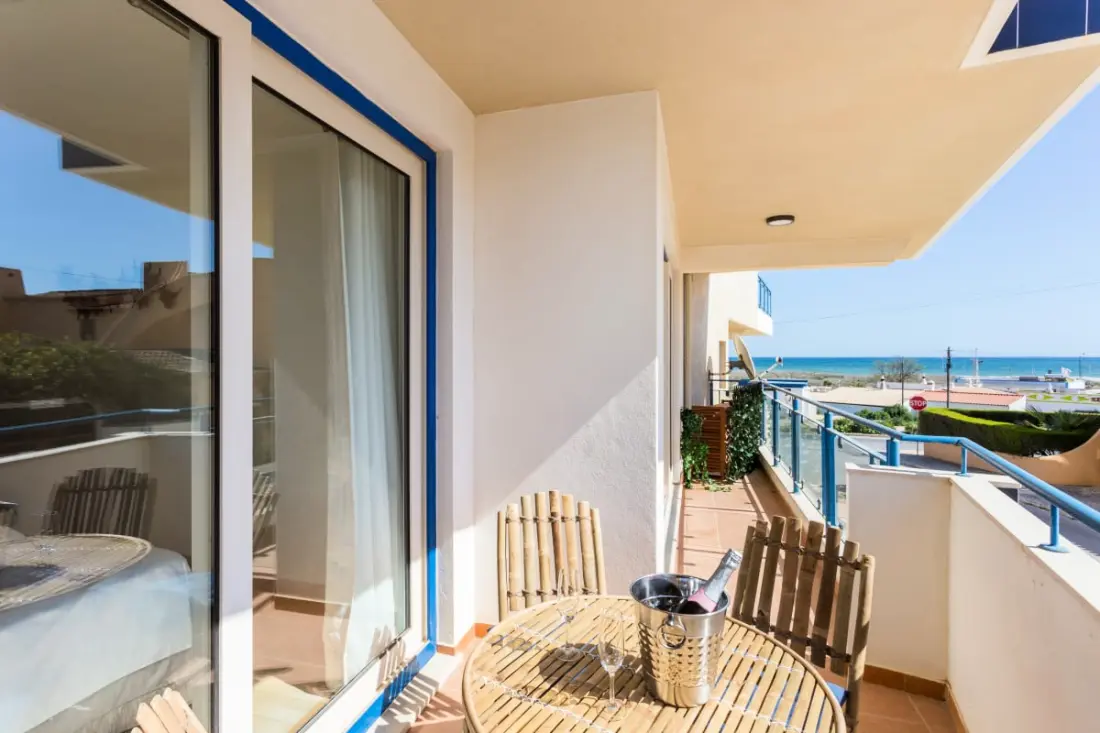 Meia Praia View Apartment