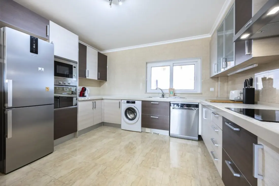 Mira Baia - Meia Praia Family Apartment