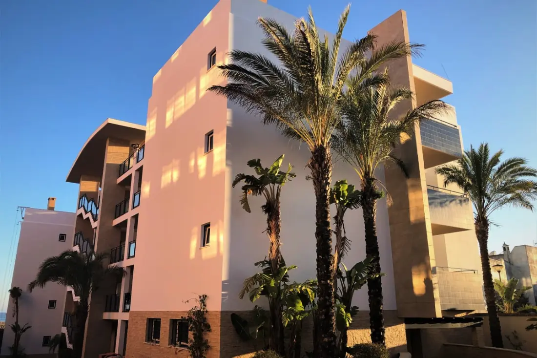 Mira Baia - Meia Praia Family Apartment